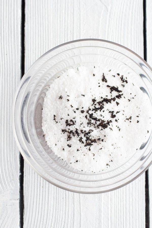 Wanilia i Sól: Wydobycie Aromatu Wanilii